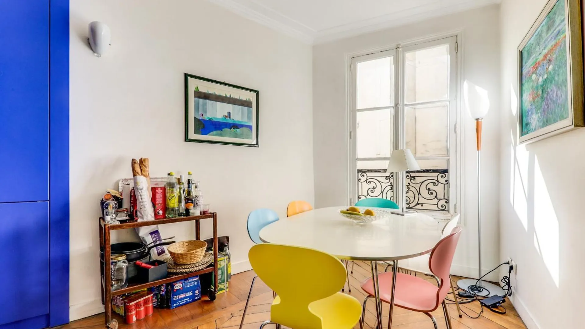Central Avec Balcon * Paris